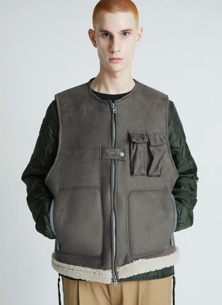 F/CE. "FAUX SHEARING VEST" CHARCOAL