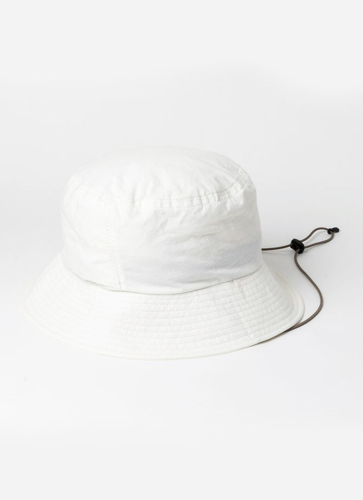 meanswhile "ADJUSTABLE BUCKET HAT" OFF WHITE