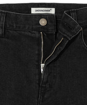 UNDERCOVER 